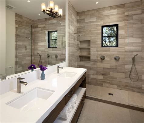 It is a room for personal hygiene, generally containing a bathtub or a shower, and possibly also a bidet. 55 Ideas for Updating Your Master Bathroom | Baños