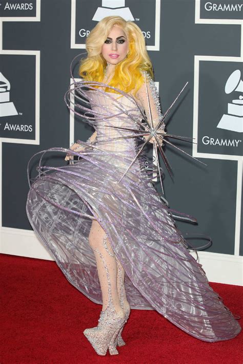 Lady Gaga Aux Grammy Awards 2010