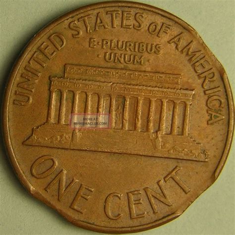 1959 D Lincoln Memorial Penny Triple Clipped Planchet Error Coin Ae737