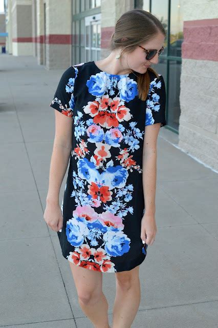 A Memory Of Us Black Short Sleeve Floral Print Dress A Kansas City