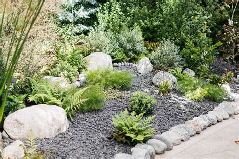 Rock Garden Ideas For Small Spaces