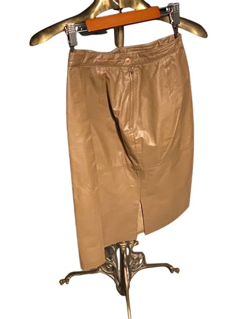 S To S Vintage Nude Beige Leather Skirt Fully Lin Gem