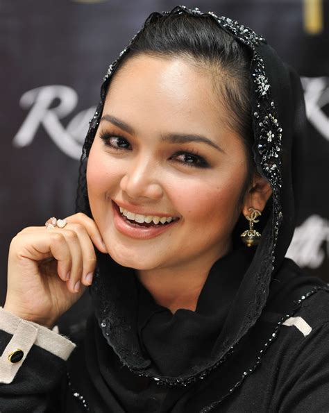 Lagu rock kapak 90an terbaikk! (EDISI ARTIS) Top 10 Penyanyi Wanita Malaysia Terbaik ...