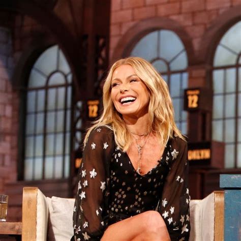 Kelly Ripa Reveals That She Quit Drinking Alcohol Over 2 Years Ago And