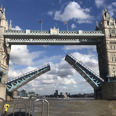 Travel Chaos As Londons Famous Tower Bridge Stuck In Open Position