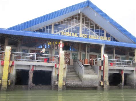 The other option from the mainland is to catch the ferry from kuala kedah (close to the city. Perlis Homestay : Langkawi - transit di Perlis