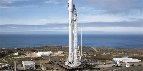 Spacex Hiring Vandenberg Launch Site Manager More Launches Out Of