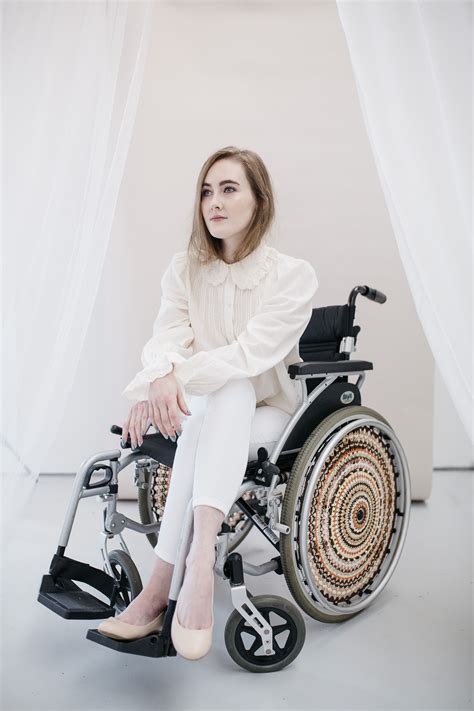 inclusive fashion wheelchair photography standing poses short legs georgina model poses