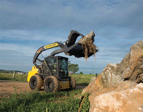 New Holland Introduces Its Largest Skid Steer Loader Yet