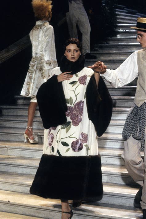 Christian Dior Spring 1998 Couture Collection Vogue Dior Haute