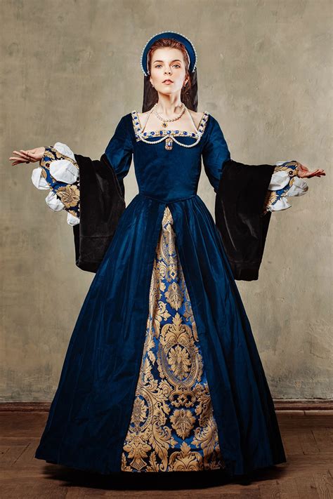 Tudor Gown 16th Century Anna Boleyn Dress Henry Viii Etsy