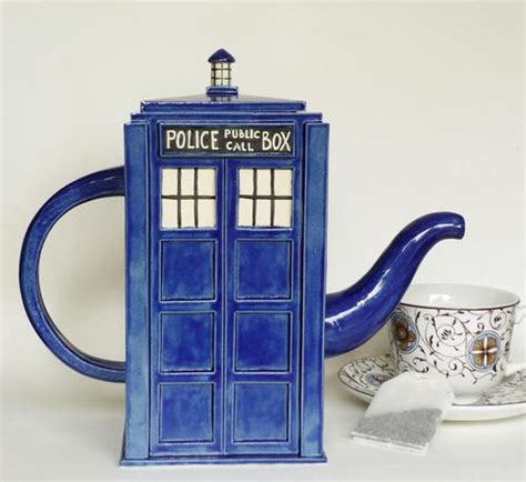 Handmade Doctor Who Tardis Teapot Gadgetsin