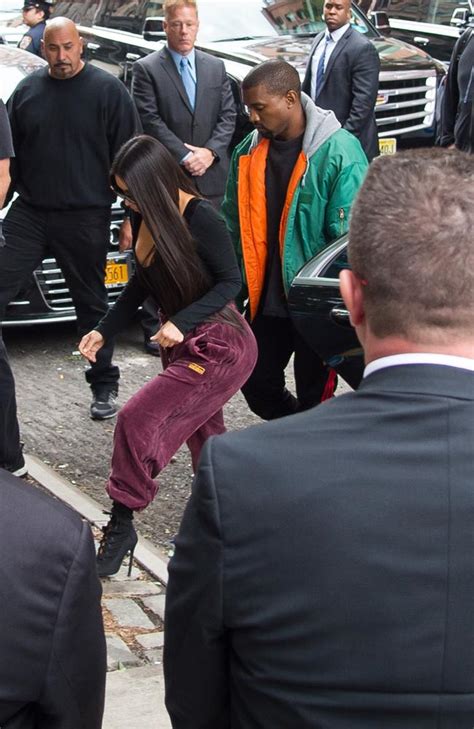 kim kardashian held at gunpoint robbed in paris kanye west cuts short concert au