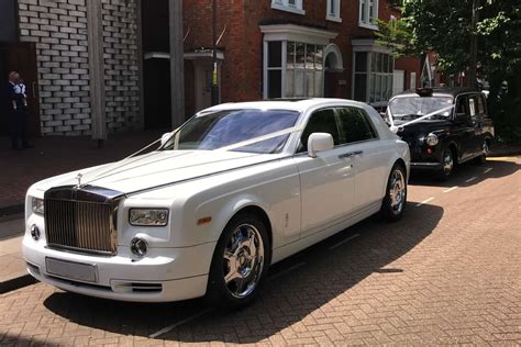 Modern Rolls Royce Phantom Gold Wedding Cars Wedding Car Hire