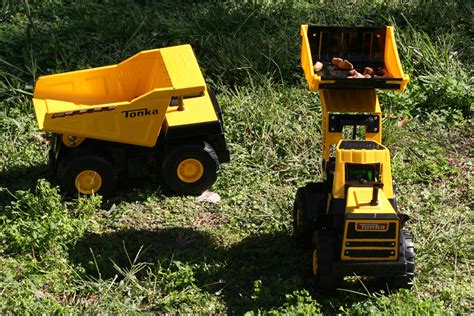 Tonka Steel Front End Loader Truck Review And Giveaway Christmastguide