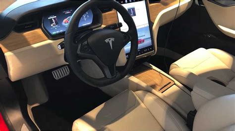 Up Close Look At Teslas Newly Refreshed Interior Insideevs Photos