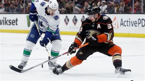Ducks Power Play Clicks In Victory Over Canucks 4 1