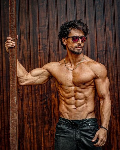 Shirtless Bollywood Men Tiger Shroff S Topless Shoot Series Of Hot