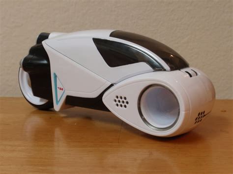A Year Of Toys 101 Tron Legacy Light Cycle Kevin Flynn