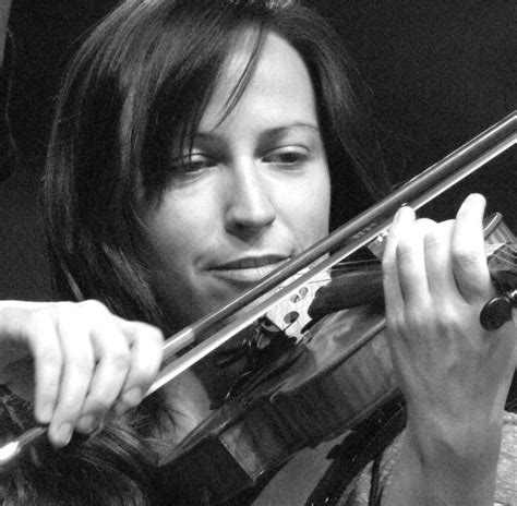 Neil Byrnes Beautiful Woman Nichole Hudson She Plays A Mean Violin