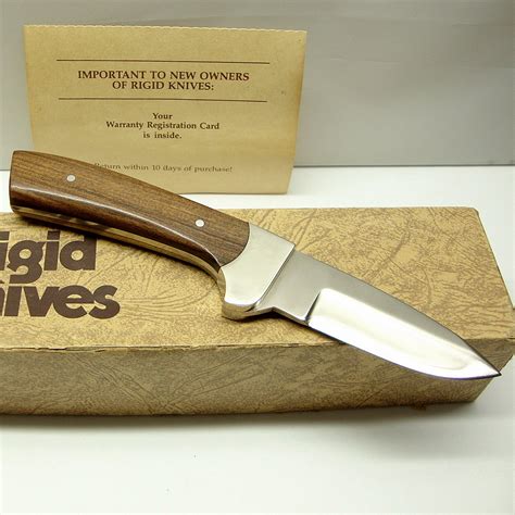 Vintage Rigid Hunting Knife Alaskan R 30 Knife New Old Stock Usa