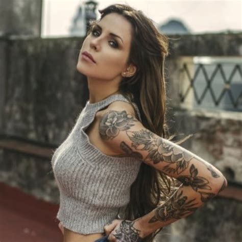 Cande Tinelli Presentó En Sociedad Su Nuevo Tatuaje Diario Registrado