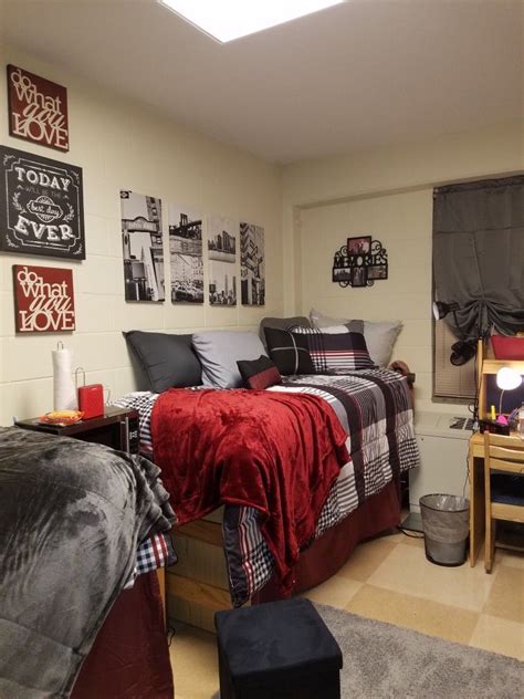 15 Cool College Dorm Room Ideas For Guys To Get Inspiration 2023 Cool Dorm Rooms Dorm Room