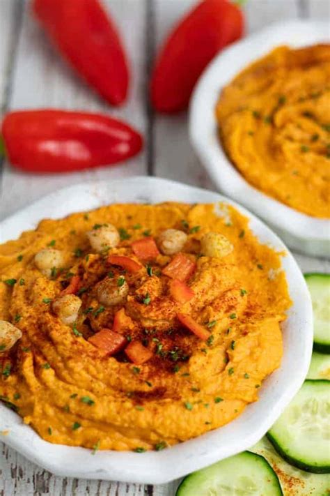 Hummus With Roasted Red Pepper Eatplant Based
