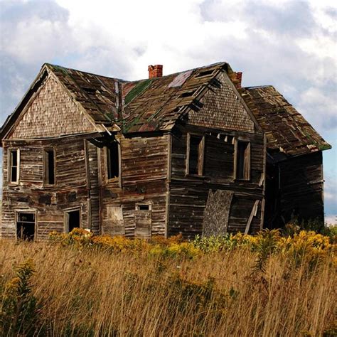 50 Abandoned Houses That Would Look Great Restored