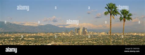 This Clear View Downtown Los Angeles It Shows Mount Baldy And Two Palm
