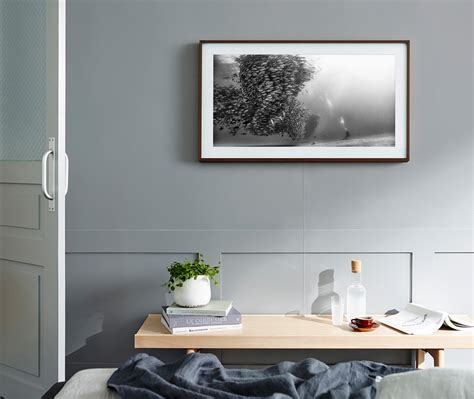 Best samsung tvs with a curved display: Samsung The Frame Art TV for Dallas smart homes