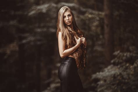 Beach Hair Long Hair Looking At Viewer Sensual Gaze Portrait