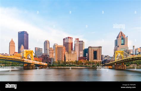 Pittsburgh Skyline Hi Res Stock Photography And Images Alamy