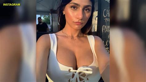 Busty Latina Milf Mercedes Carrera Riding Condom Encased Cock Nakedpics Sexiz Pix