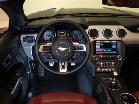 Ford Mustang 2015 Precios Motores Equipamientos