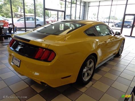 2016 Triple Yellow Tricoat Ford Mustang V6 Coupe 107340740 Photo 2