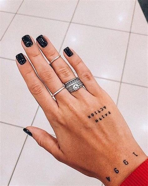 Meaningful Tiny Finger Tattoo Ideas Every Woman Eager To Paint Page Of Fashionsum