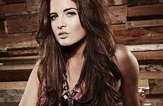 binky felstead brunette ensemble barely abs reveals incredible gym her there retweeting shoots saucy messaging directly relationship status recent gorgeous