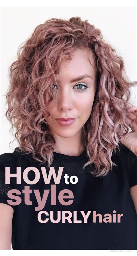 79 Stylish And Chic How To Style Curly Hair Everyday For Bridesmaids