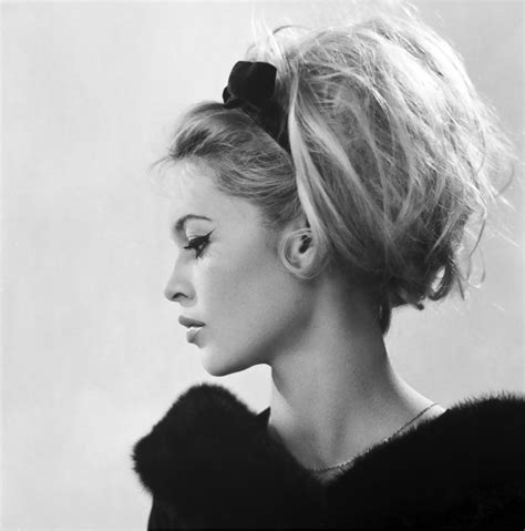 7 Hairstyles Of The 60s Youd Totally Wear Today Bardot Hair