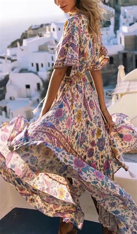 Love This Flowy Floral Dress Floral Print Maxi Dress Boho Fashion