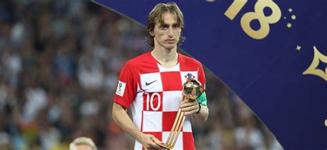 In the game fifa 21 his overall rating is 92. Luka Modrić wins the best FIFA men's player award | Dinamo ...
