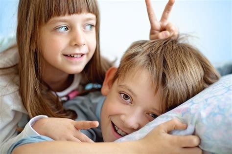 Realistic Sibling Relationships How To Set Healthy Expectations For