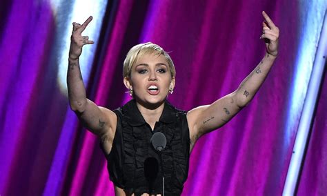 celebrities who don t shave their armpits give greater visibility and validity to feminine