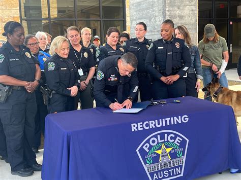 Austin Police Sets Goal For 30 Women In Its Police Force By 2030