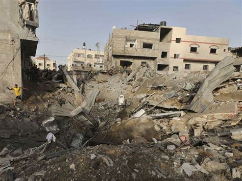 Israel Gaza Conflict Death Toll Tops 125 After Overnight Raids As