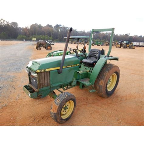 John Deere 870 Farm Tractor Jm Wood Auction Company Inc