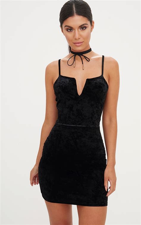 Black Crushed Velvet Strappy Plunge Bodycon Dress Prettylittlething Usa