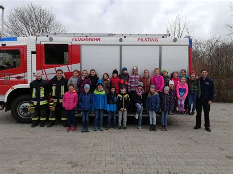 Grundsch Ler Besuchen Feuerwehr