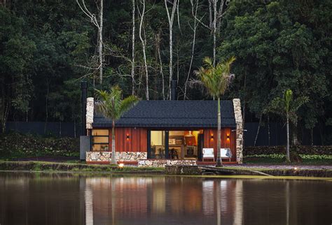 Everything You Need To Know Before Buying A Lake House Residence Style